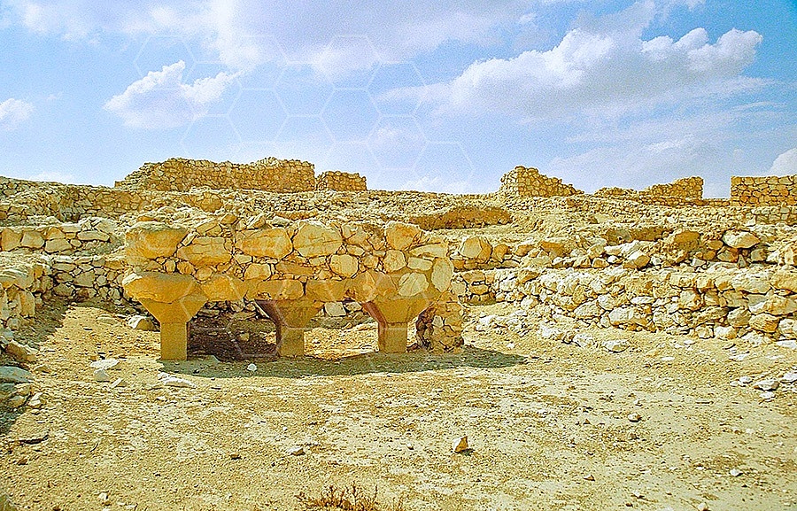 Tel Arad Ruins 001