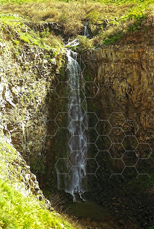 Gamla Waterfall 005