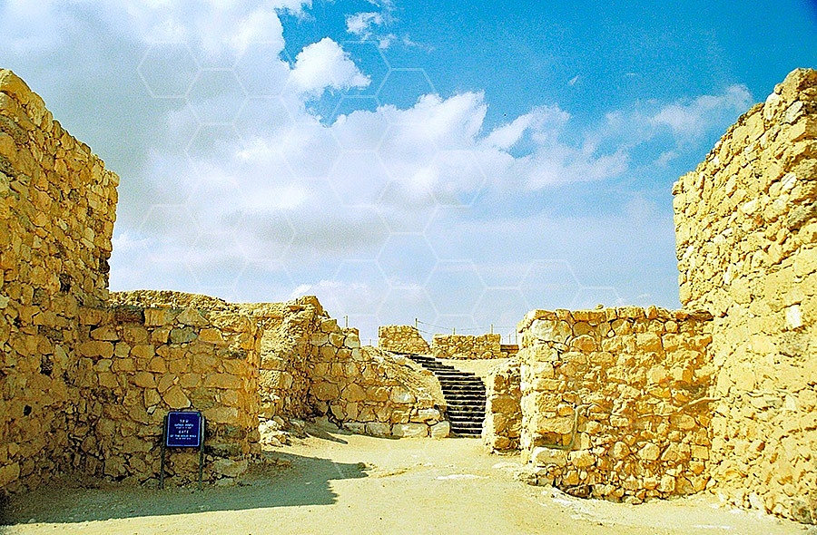 Tel Arad Gate 001