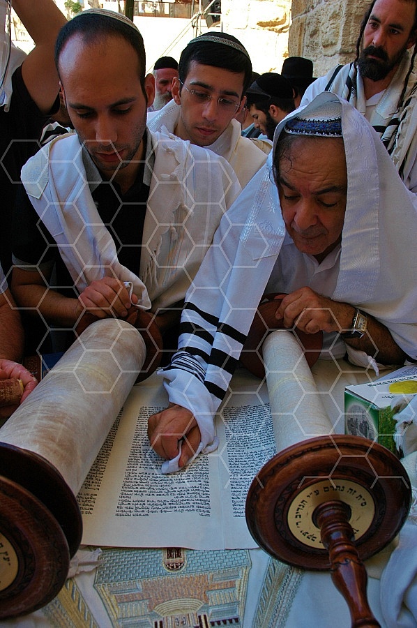 Torah Reading and Praying 0034a