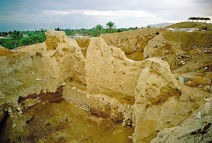 Tel Jericho City Wall 002