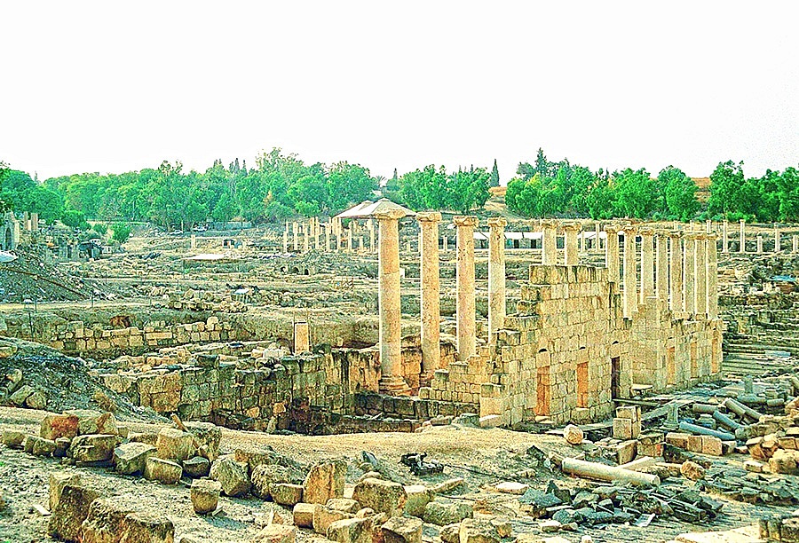 Beit She'an Roman Ruins 004