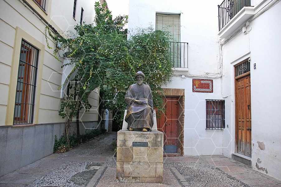 Cordoba Maimonides Statue 0002