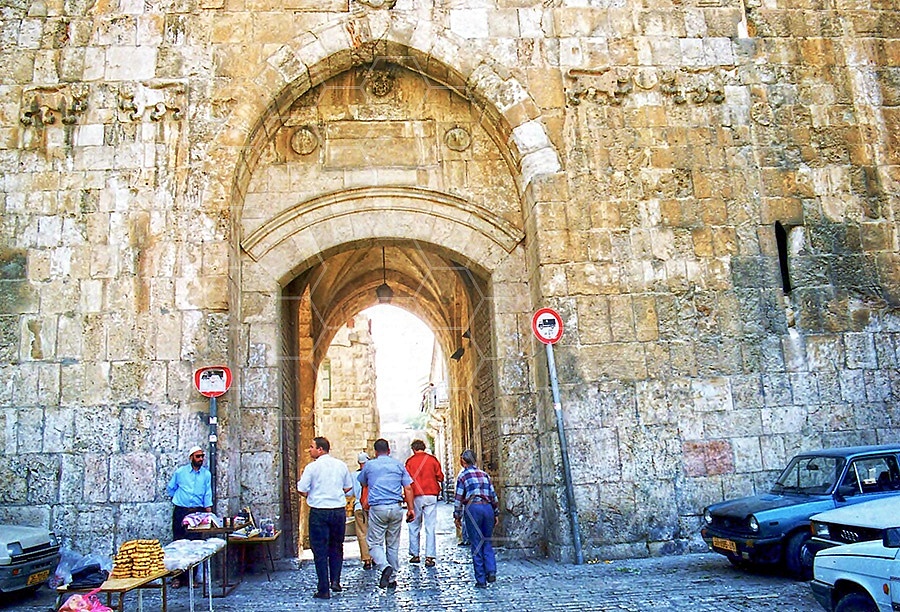 Jerusalem Old City Lions Gate 007