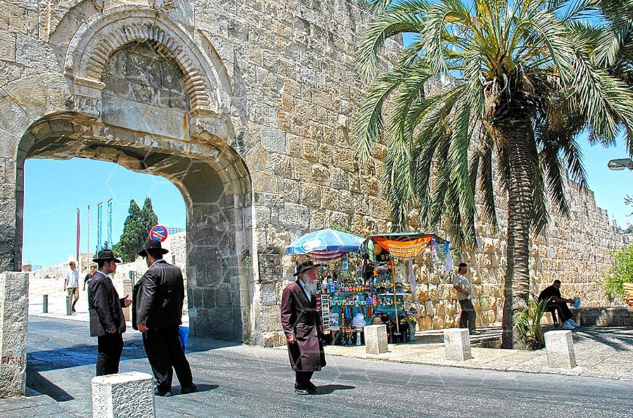 Jerusalem Old City Dung Gate 001