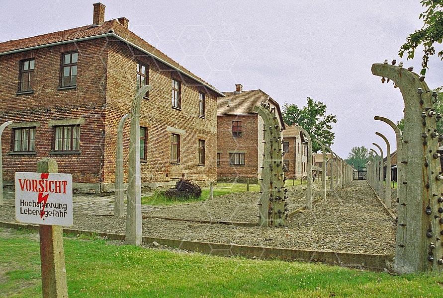 Auschwitz Barracks 0015