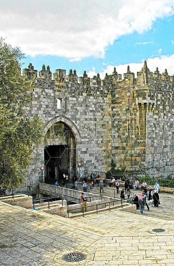 Jerusalem Old City Damascus Gate 010