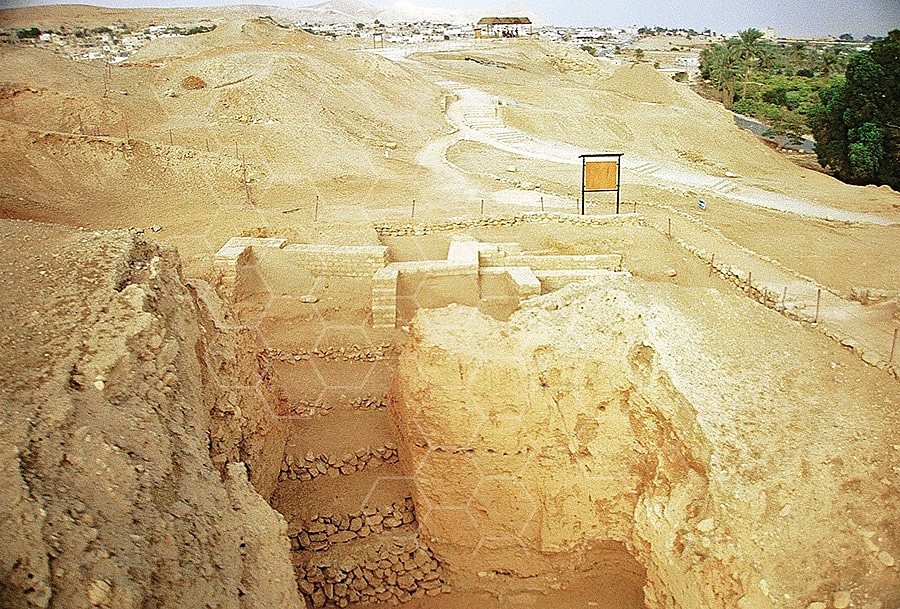 Tel Jericho City Wall 005