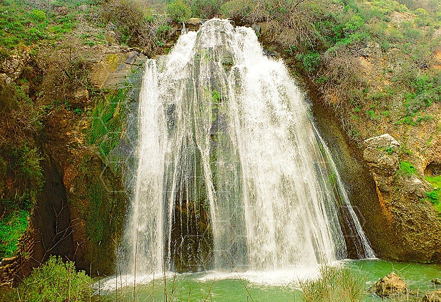 Takhana Waterfall 003