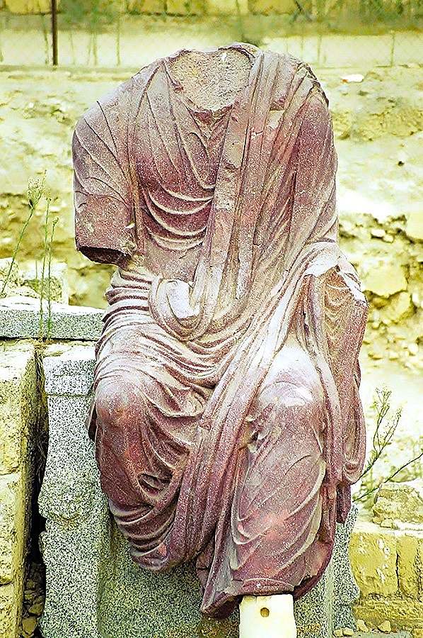 Caesarea Roman Statue 001