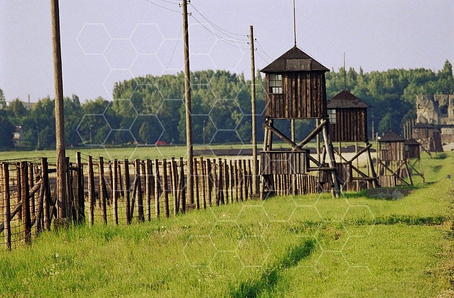 Majdanek Watchtower 0002