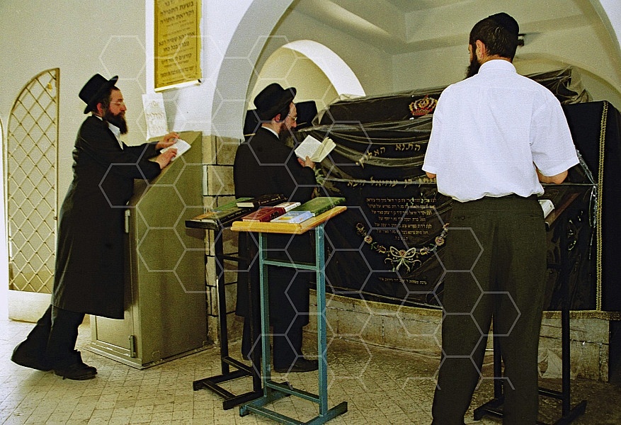 Rabbi Yonatan Ben Uziel 0011