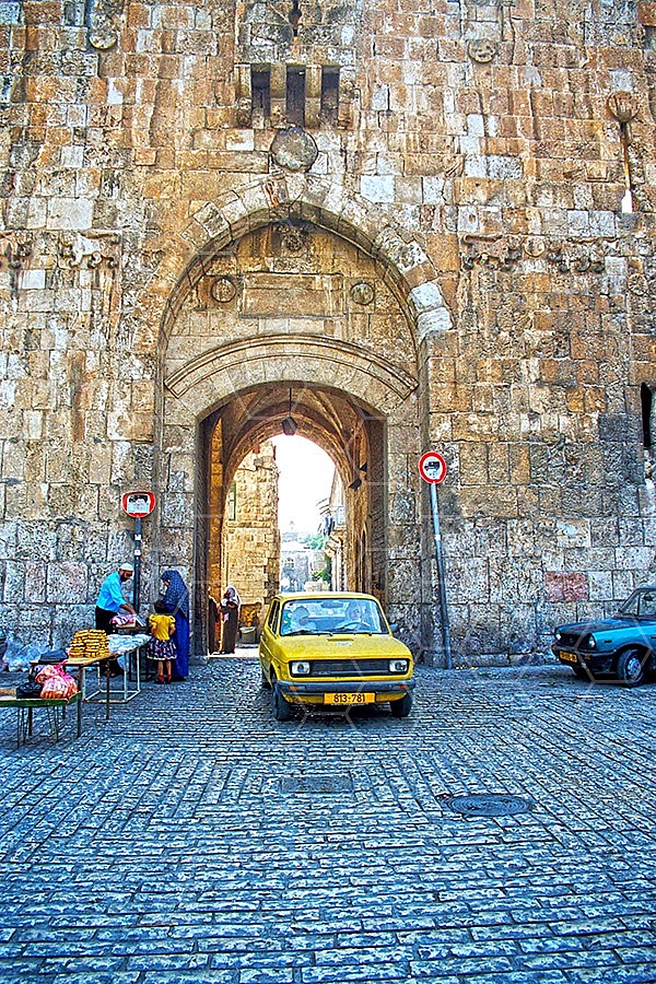 Jerusalem Old City Lions Gate 008
