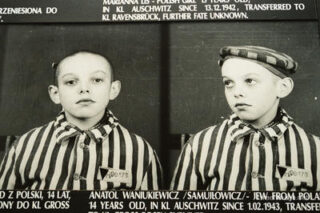 Auschwitz concentration camp Auschwitz Prisoners 0003