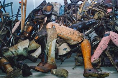 Auschwitz Prostheses Taken From Inmates 0001