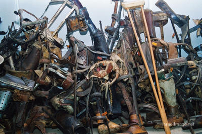 Auschwitz Prostheses Taken From Inmates 0004