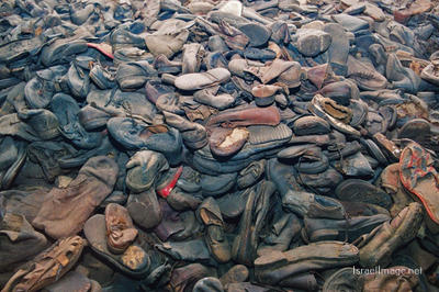 Auschwitz Shoes From Inmates 0001