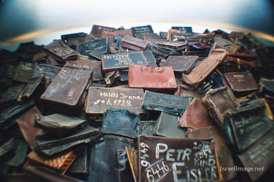 Auschwitz Suitcases With The Names Of Prisoners 0002