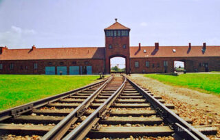 Birkenau Main Gate 0002
