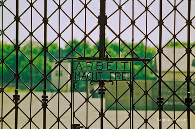 Dachau Entrance 0007