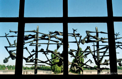 Dachau Memorial 0001