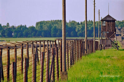 Majdanek Watchtower 0001