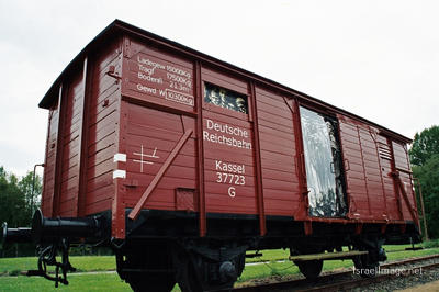 Neuengamme Railway Station 0004