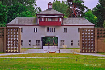 Sachsenhausen Entrance Gate 0001