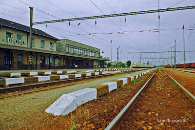 Sered Railway Station 0006