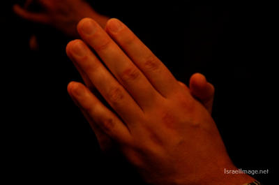 christian people praying Christian People Praying Jerusalem 0012