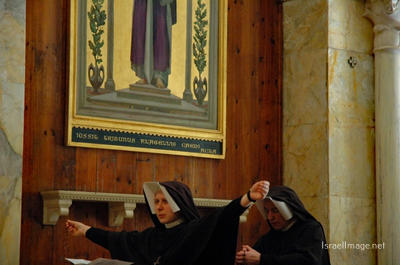 pho-chrpeopray-christian people praying jerusalem condemnation church 0004th Christian People Praying Jerusalem Condemnation Church 0004