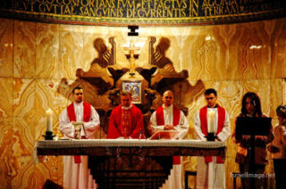 christian people praying Christian People Praying Jerusalem Gethsemani 0003
