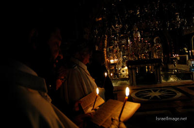Christian People Praying Jerusalem Holy Sepulchre 0009