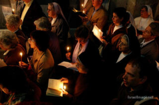 christian people praying Christian People Praying Jerusalem Holy Sepulchre 0022