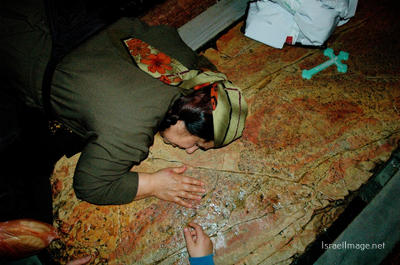 christian people praying Christian People Praying Jerusalem Holy Sepulchre 0028