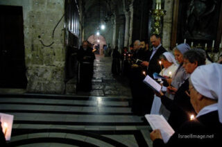 Christian People Praying Jerusalem Holy Sepulchre 0029