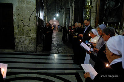 christian people praying Christian People Praying Jerusalem Holy Sepulchre 0029