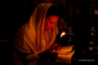 christian people praying Christian People Praying Jerusalem Marys Tomb 0007