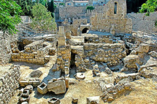 the footsteps of jesuse Jerusalem Bethesda 0003