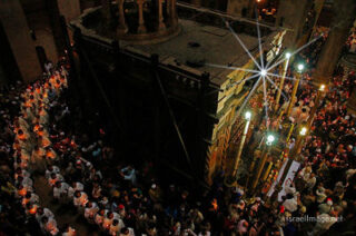 the footsteps of jesuse Jerusalem Holy Sepulchre Jesus Tomb 0001
