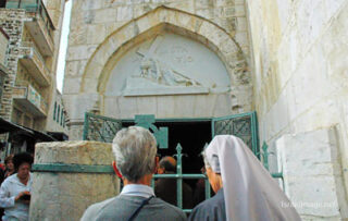 the footsteps of jesuse Jerusalem Via Dolorosa S03 0002