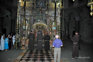 the footsteps of jesuse Jerusalem Via Dolorosa S14 0002