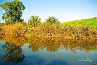 the footsteps of jesuse Jordan River 0002