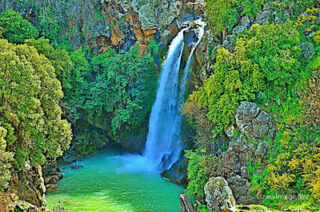 Israel Saar Waterfall 0002