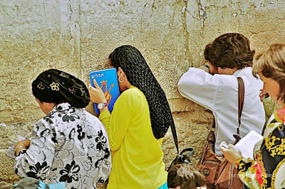kotel Women praying Kotel Women Praying 0032