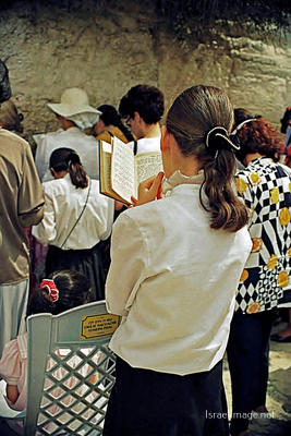 kotel Women praying Kotel Women Praying 0042