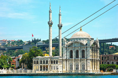 Istanbul Ortaköy Mosque 0001