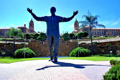South Africa Pretoria Mandela Statue Union Buildings 0002