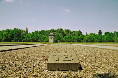Dachau Location Of Barracks And Watchtower 0003