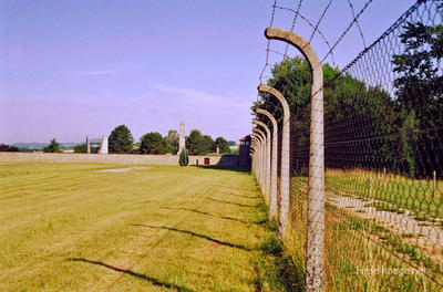 Mauthausen Barbed Wire Fence 0007